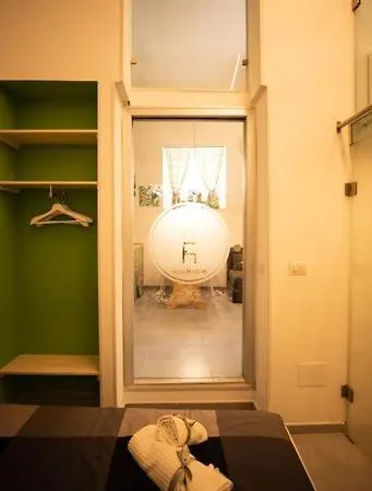 Hrdo House *