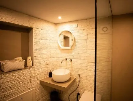Hrdo House Syrakus